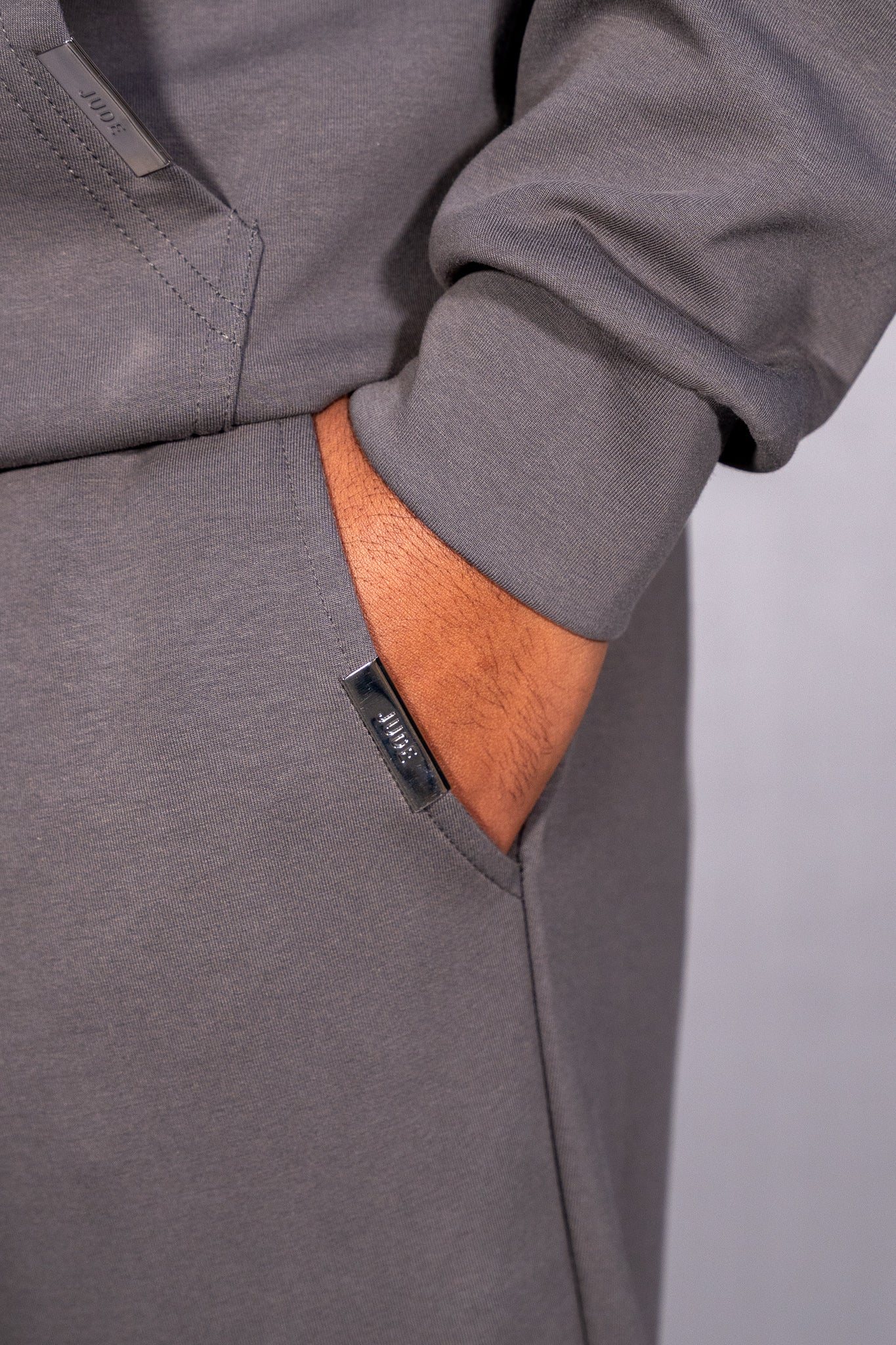 Essential Relaxed Fit Jogger Grey